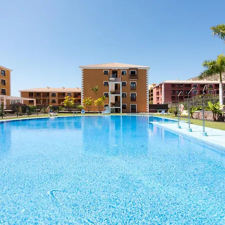 Home2book Cozy Mocan Pool View, El Lejlighed