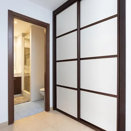 Home2book Cozy Mocan Pool View, El