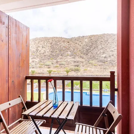 Home2book Cozy Mocan Pool View, El Apartamento *