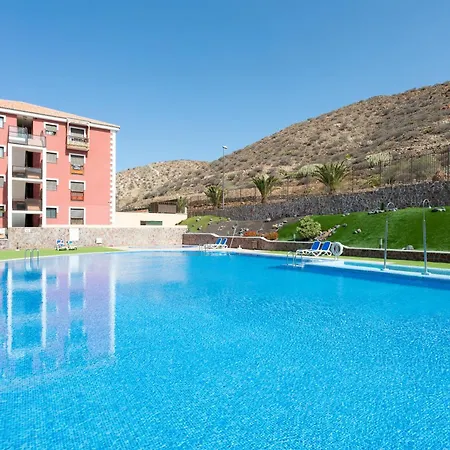 Apartament Home2book Cozy Mocan Pool View, El